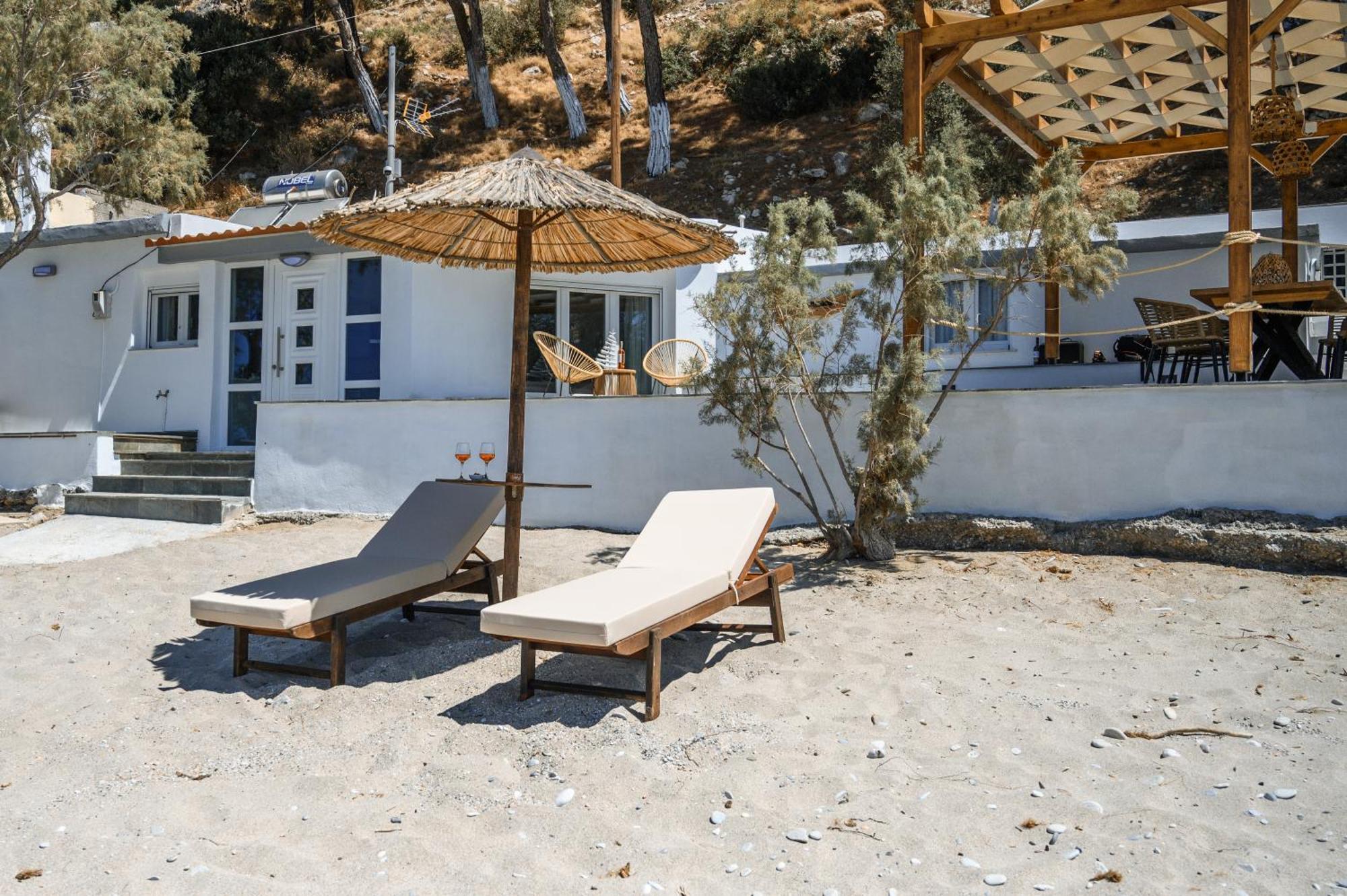 Ammos Seaside Koumeika